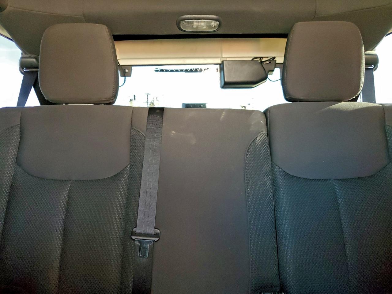 Jeep Wrangler Sport Image 10