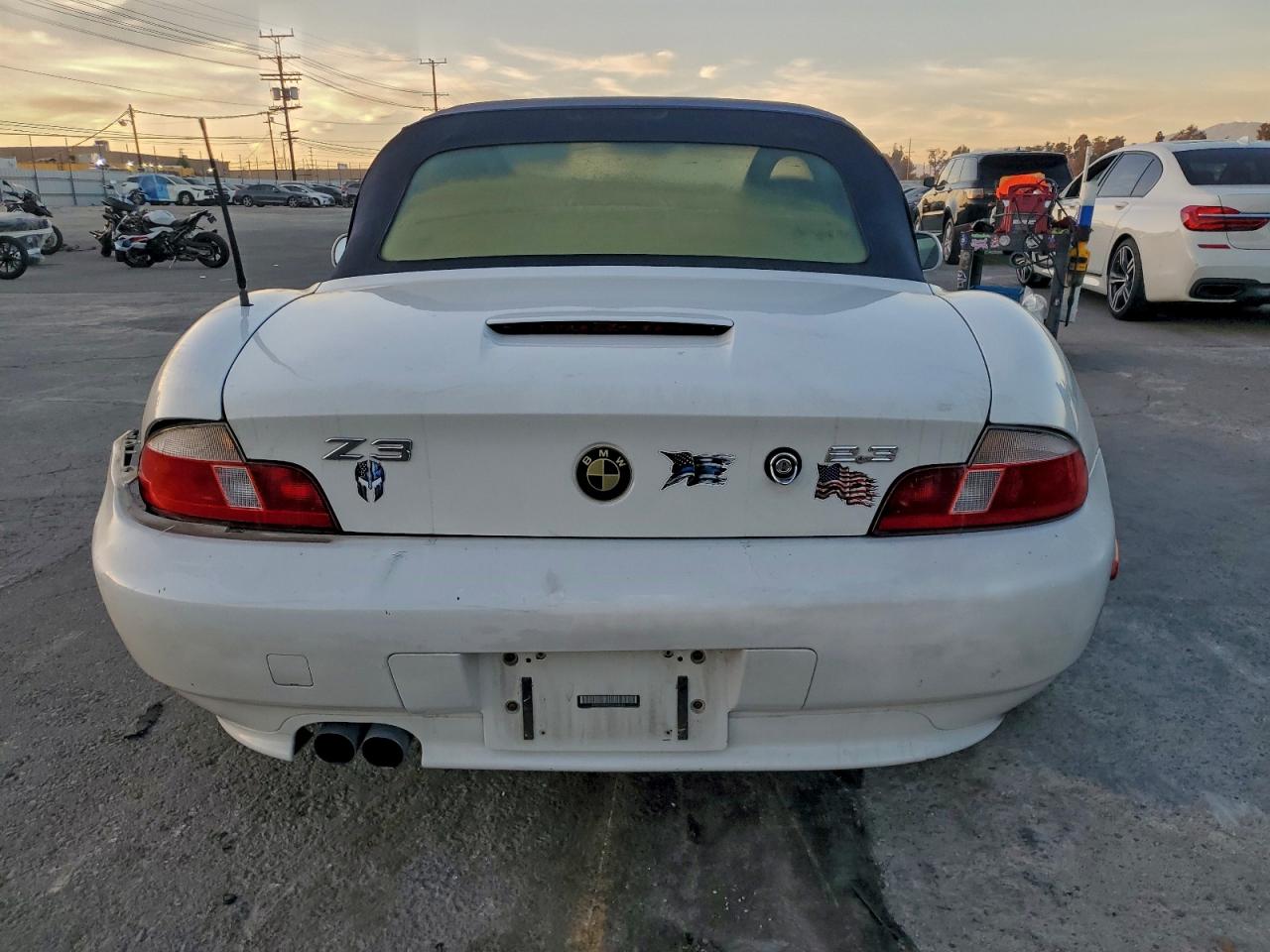 BMW Z Series 2.3 Image 7