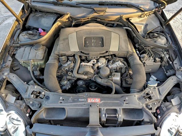 Mercedes-Benz Clk-class 350 Image 9