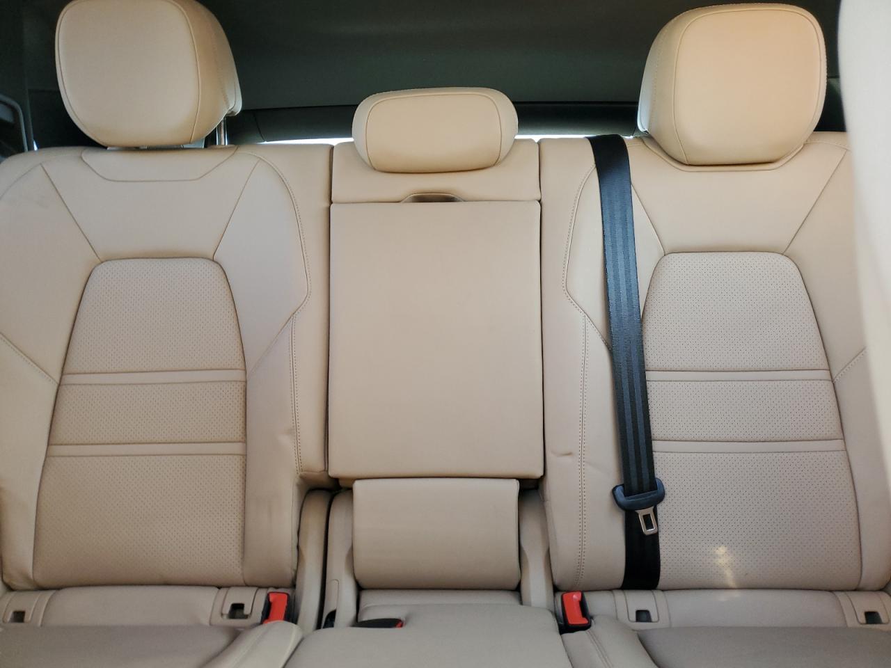 Porsche Cayenne Ba Base Image 3