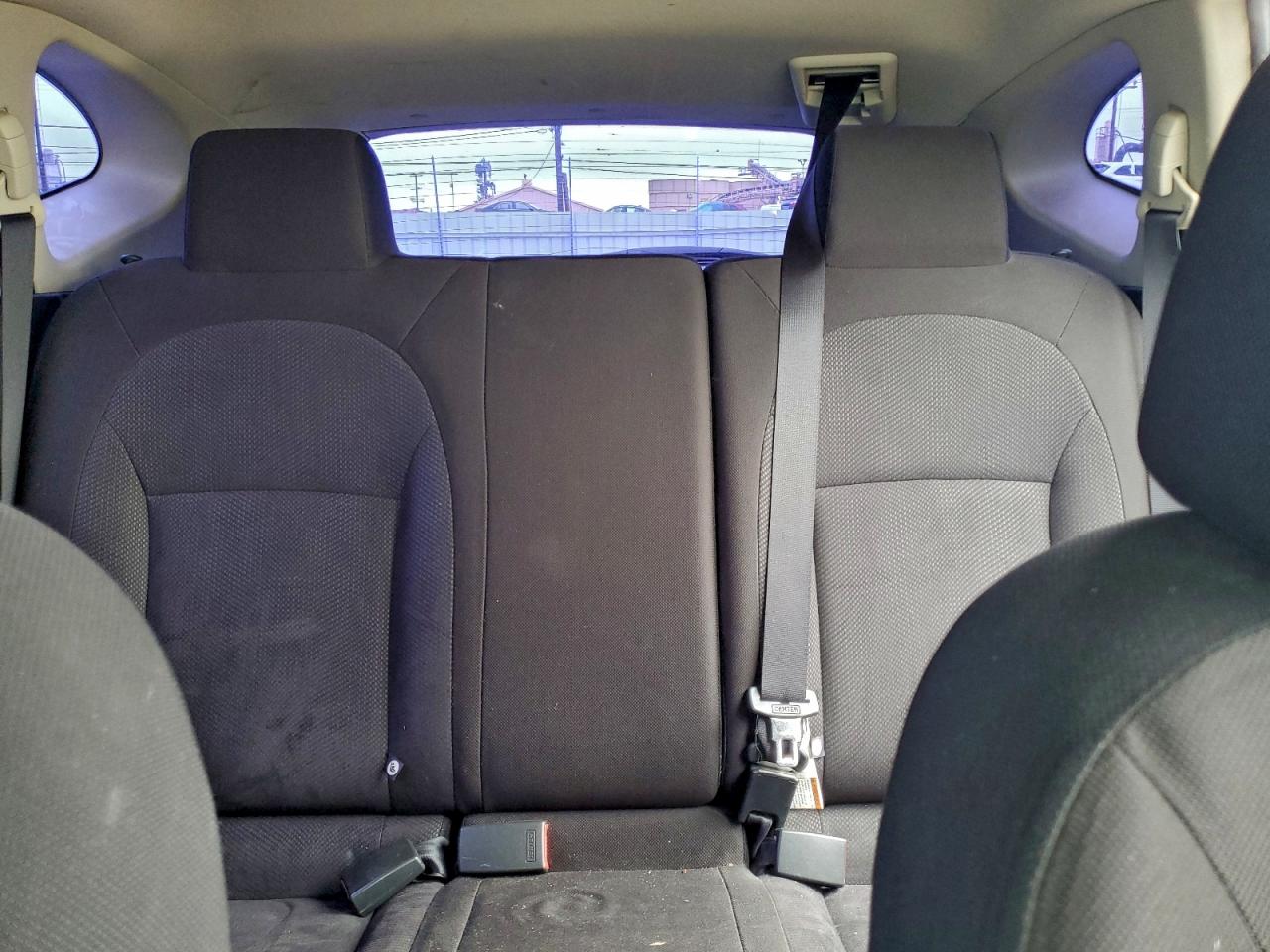 Nissan Rogue S Image 9