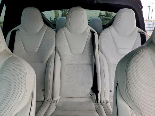 Tesla Model X Image 13