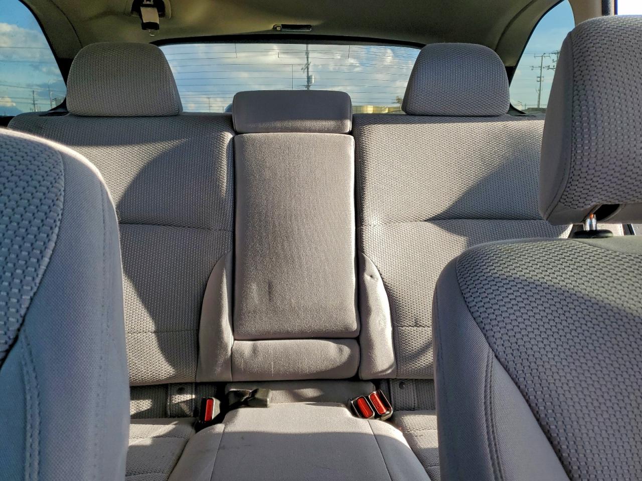 Subaru Outback 2.5i Premium Image 6