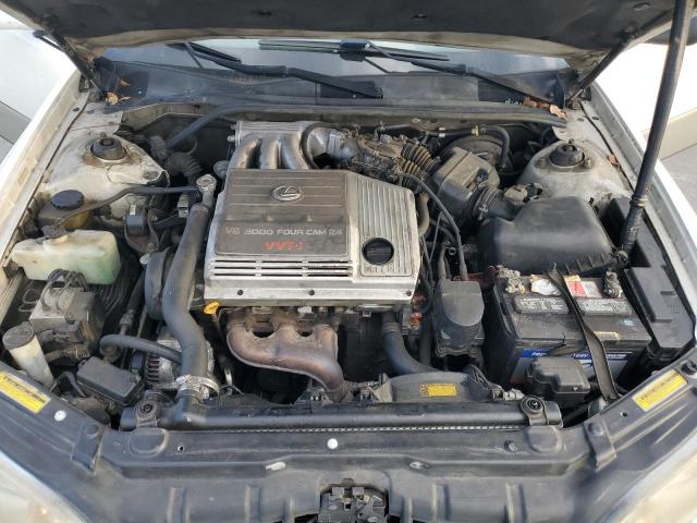 Lexus Uk 300 Image 12