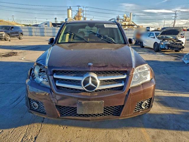 Mercedes-Benz GLK 350 Image 12