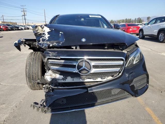 Mercedes-Benz E-Class 300 Image 3