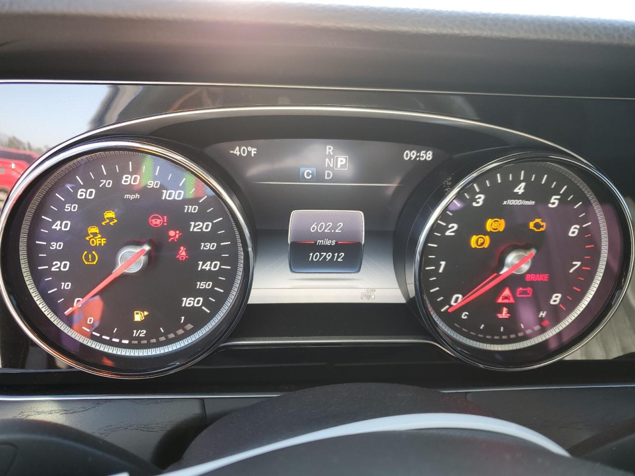 Mercedes-Benz E-Class 300 Image 7