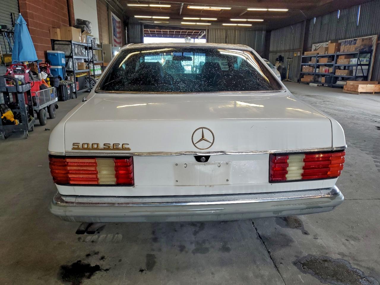 Mercedes-Benz 500-Class Image 6