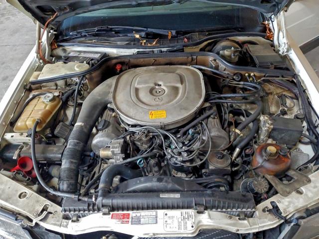 Mercedes-Benz 500-Class Image 12