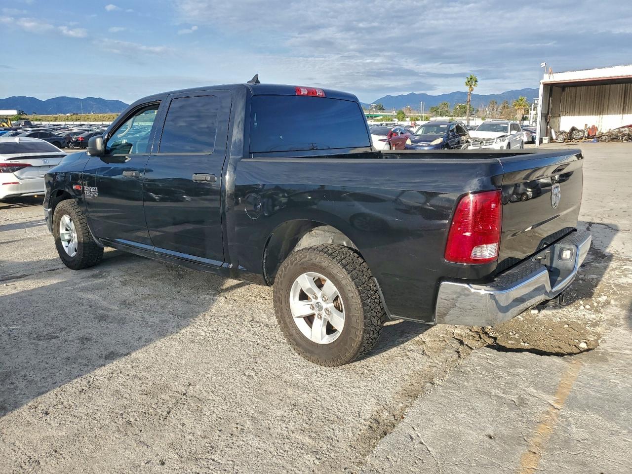 Ram 1500 Tradesman Image 9