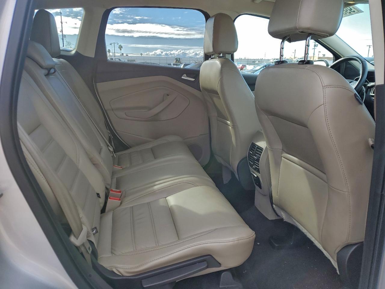 Ford Escape Se Image 11