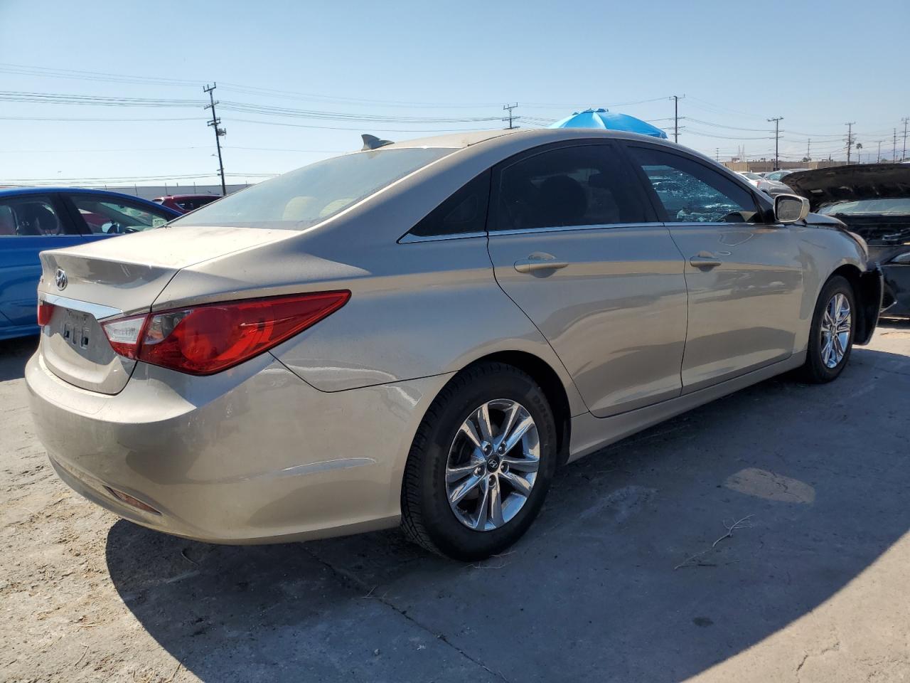 Hyundai SONATA Gls Image 9