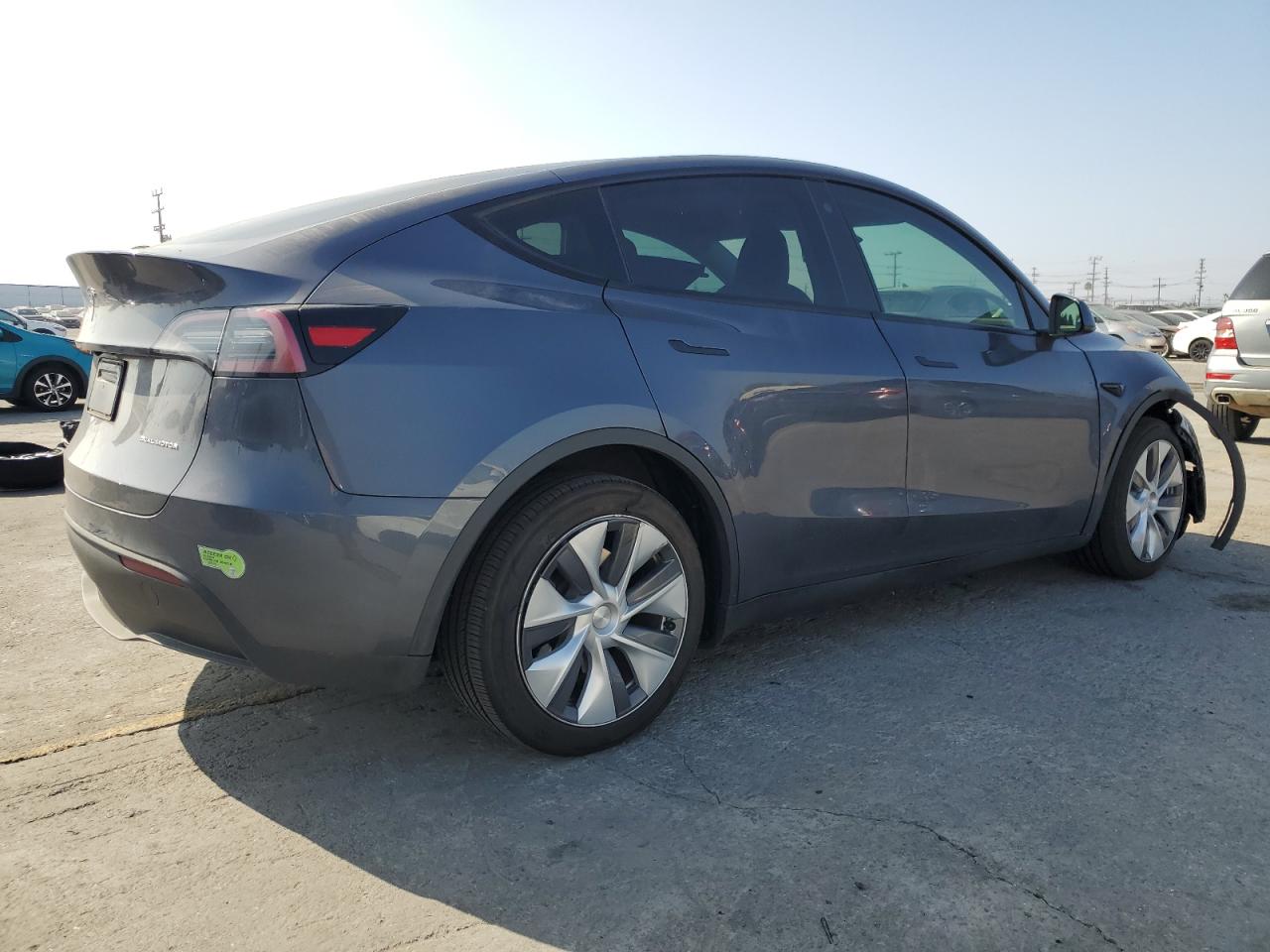 Tesla Model Y Image 2