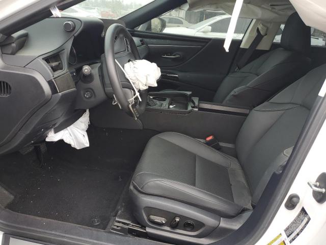 Lexus Es 300h Base Image 6