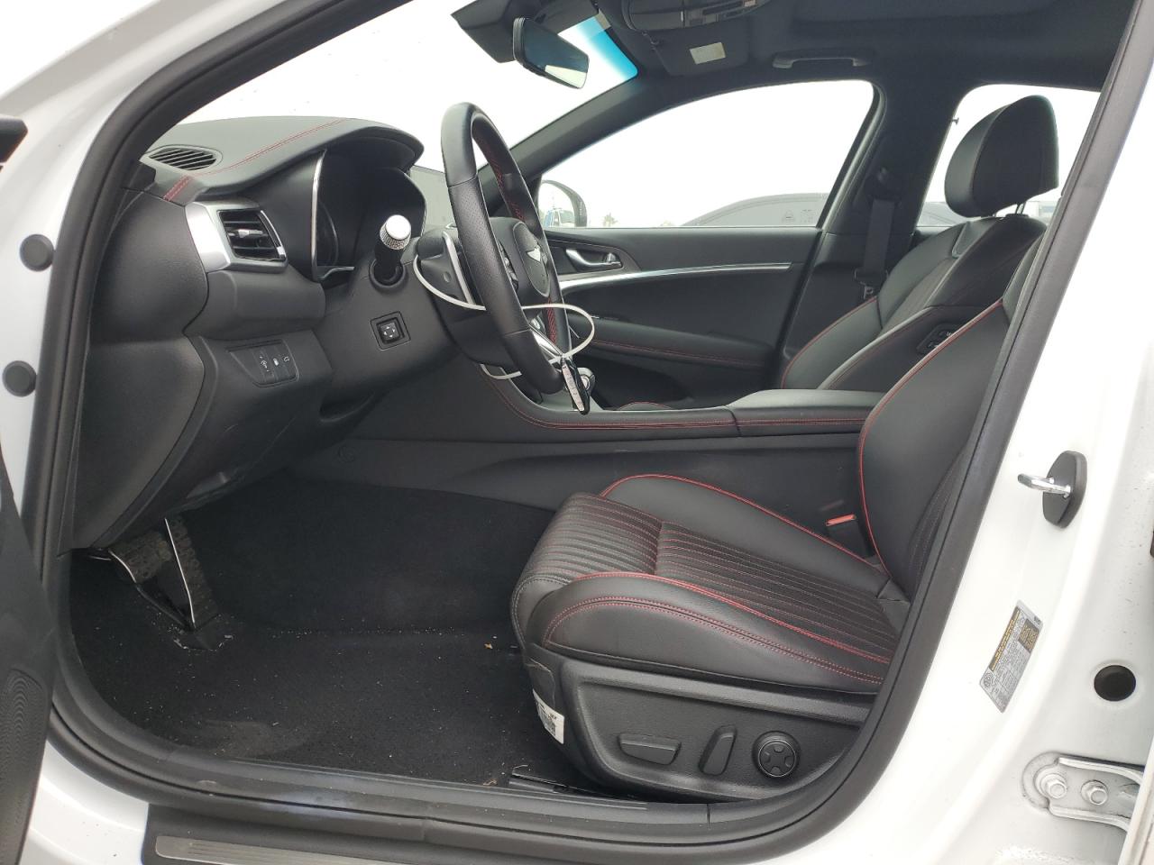 Genesis G70 Base Base Image 7