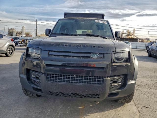 Land Rover Defender 110 Hse Image 2