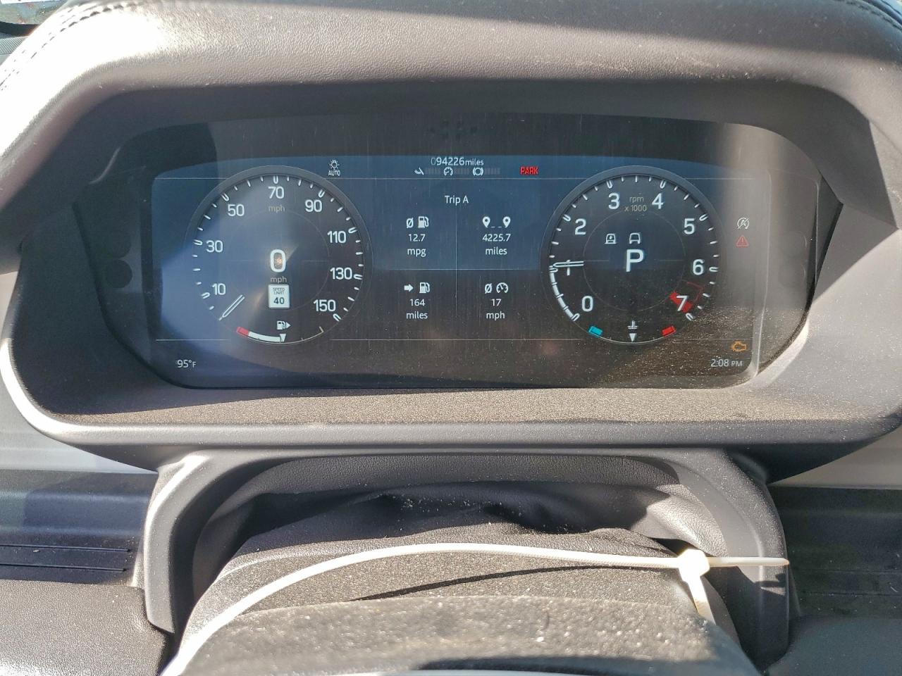 Land Rover Defender 110 Hse Image 9