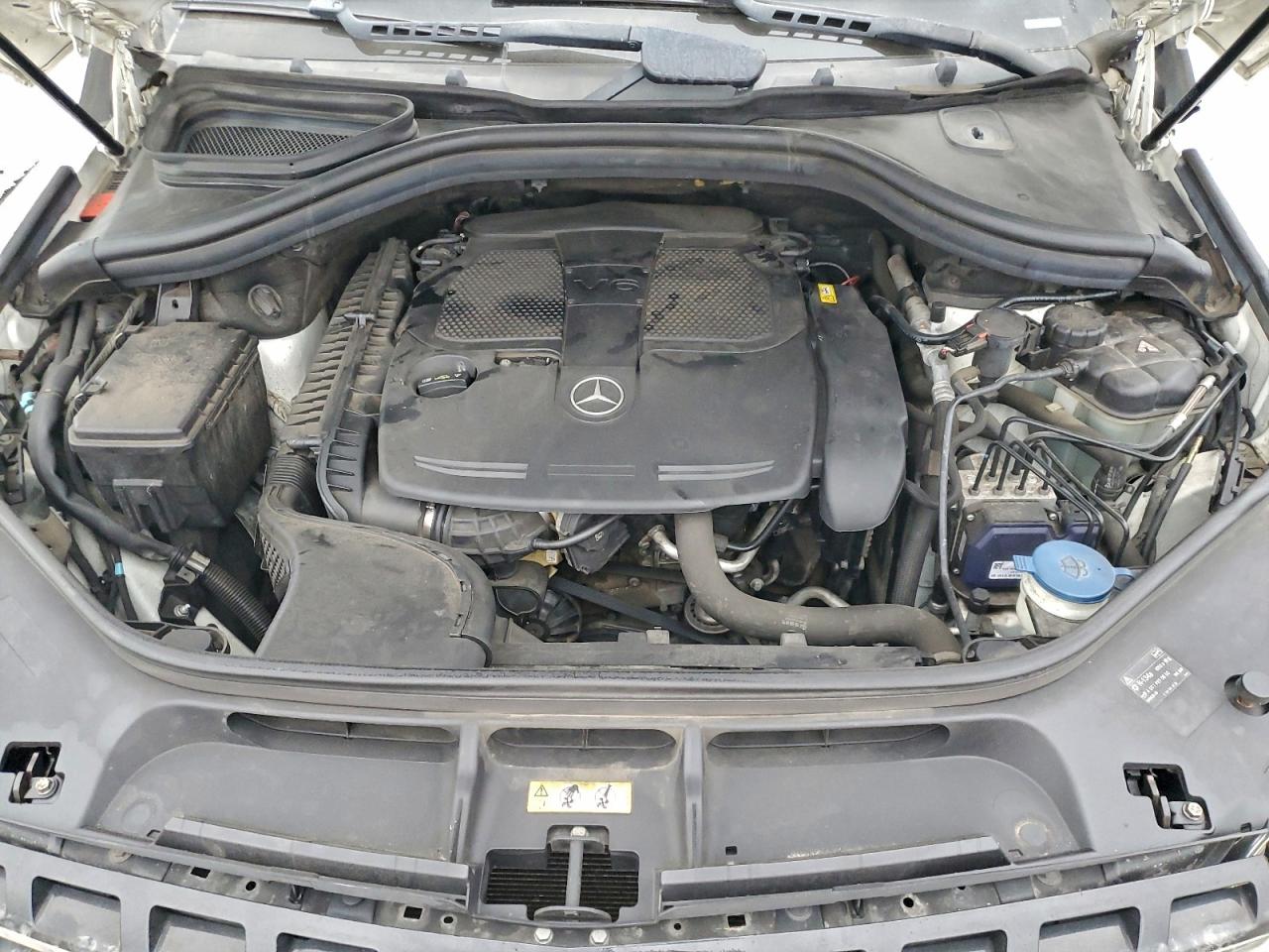 Mercedes-Benz M-Class 350 Image 11