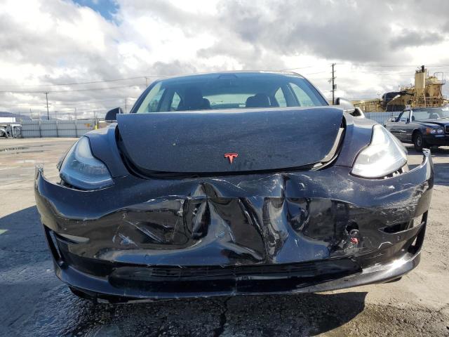Tesla Model 3 Image 8