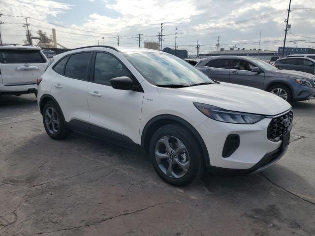 Ford Escape St Line Image 3