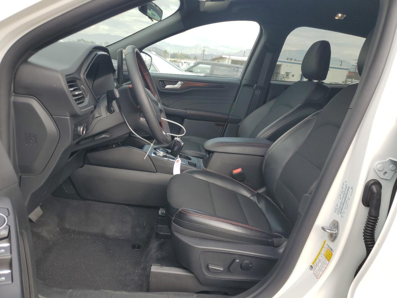 Ford Escape St Line Image 7