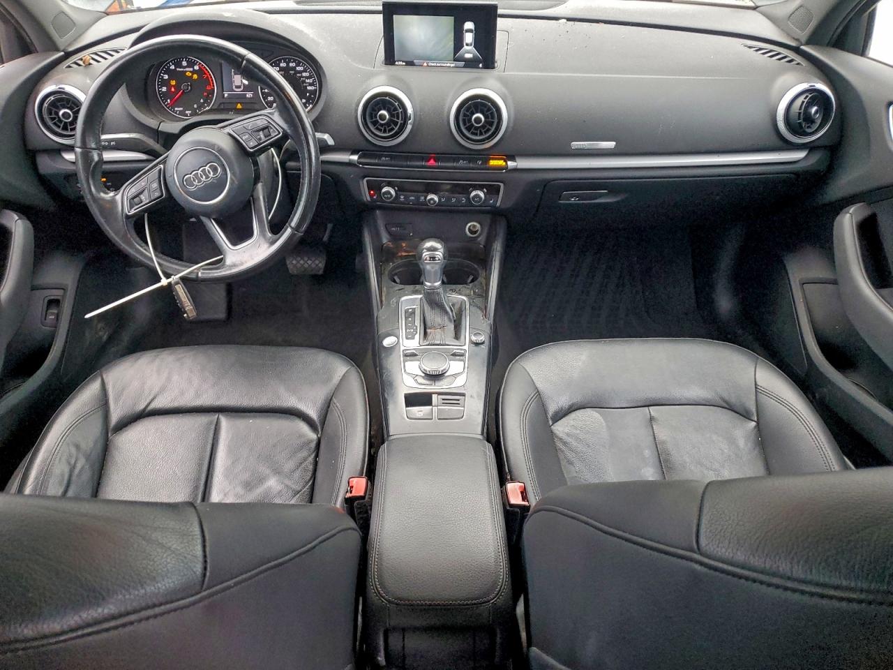 Audi A3 Premium Image 2