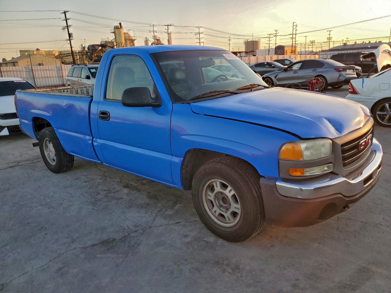 GMC Sierra C1500 Image 12