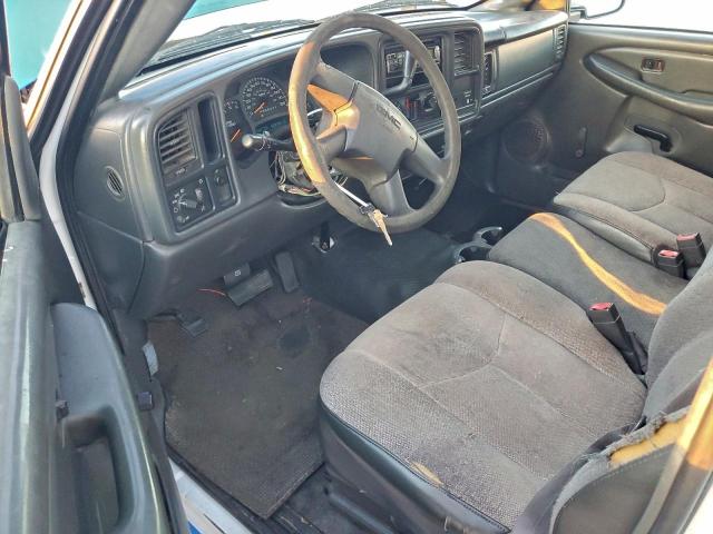 GMC Sierra C1500 Image 8