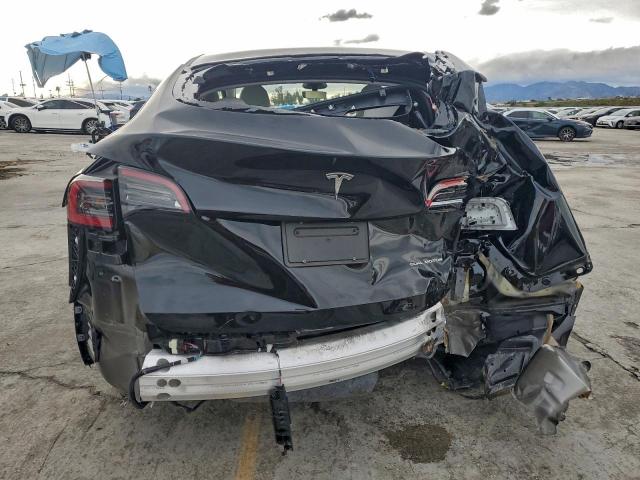 Tesla Model Y Image 7