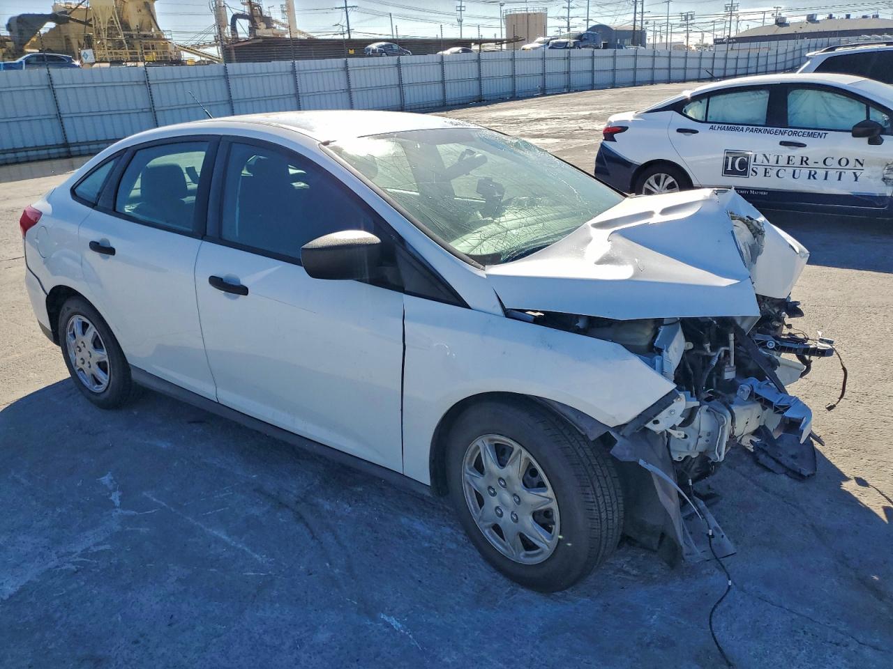 Ford Focus S Image 2