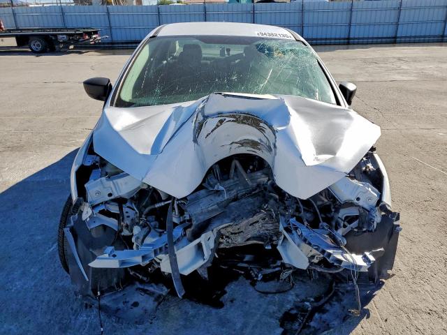 Ford Focus S Image 8