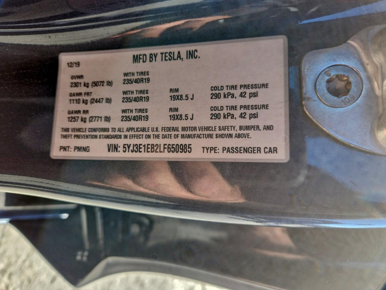 Tesla Model 3 Image 2