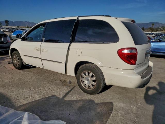 Chrysler Minivan Touring Image 5