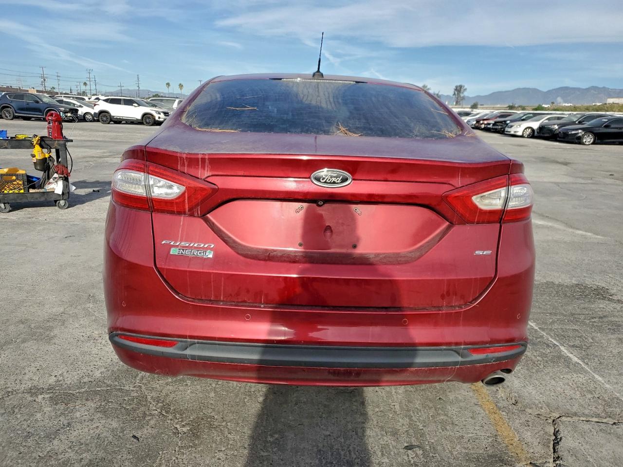 Ford Fusion Se Phev Image 3