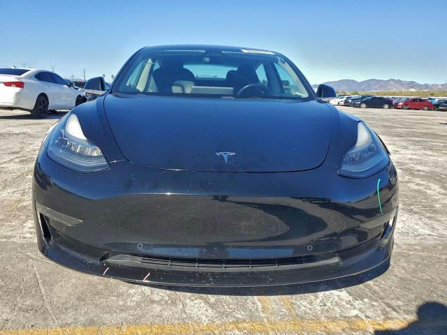 Tesla Model 3 Image 12