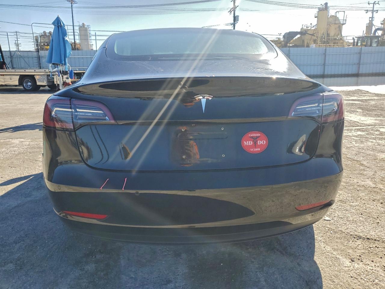 Tesla Model 3 Image 10