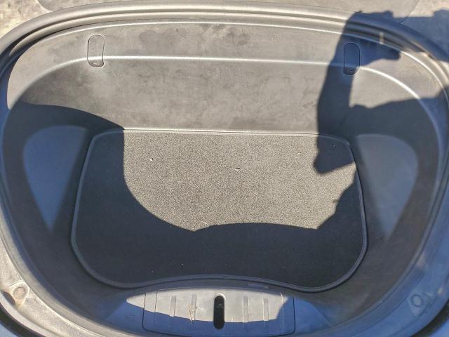 Tesla Model 3 Image 11