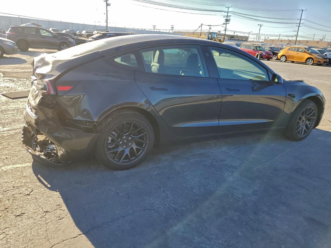 Tesla Model 3 Image 3