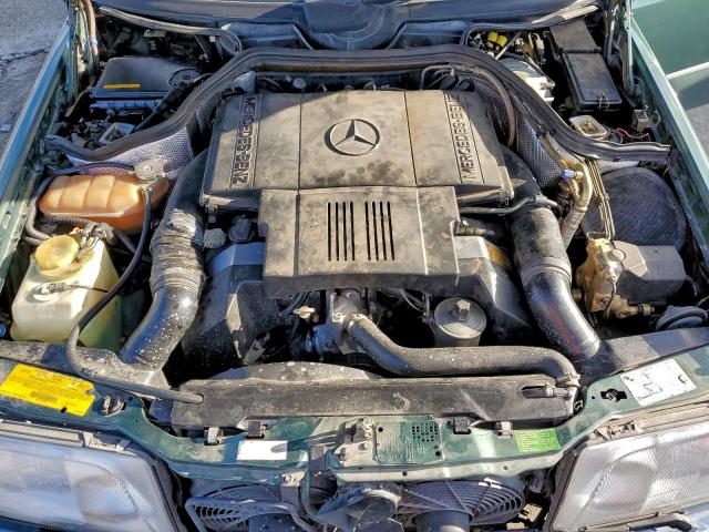 Mercedes-Benz E-Class 420 Image 9