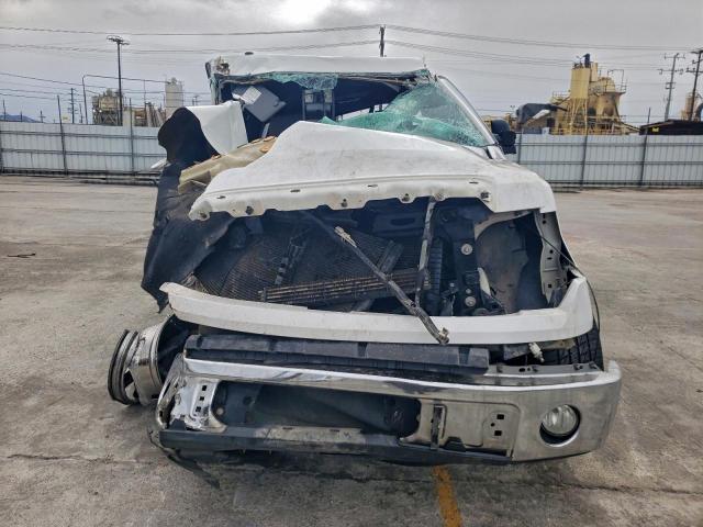 Ford F-150 Supercrew Image 6