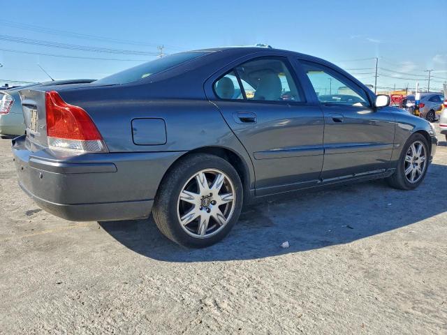 Volvo S60 2.5t Image 3