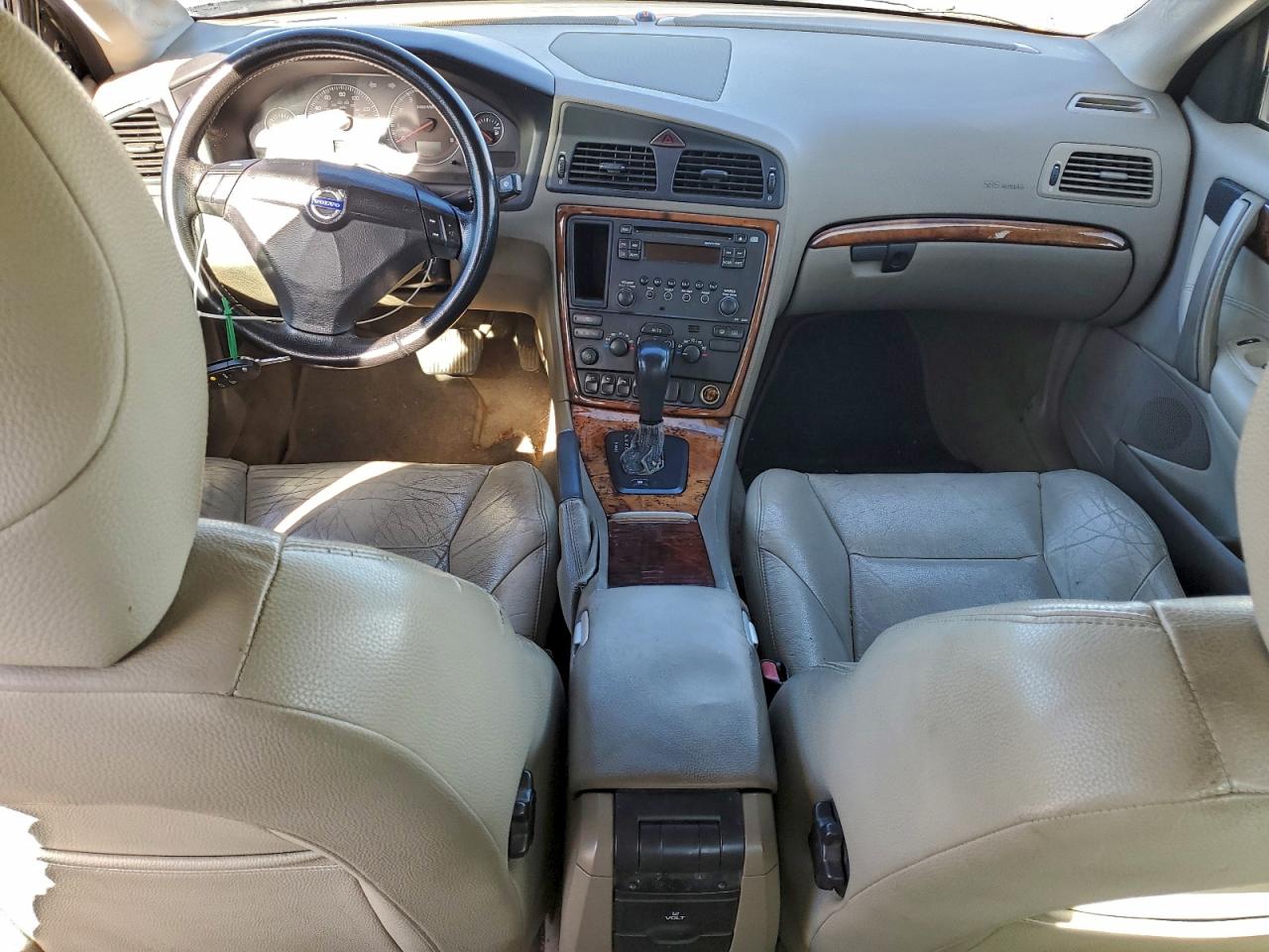 Volvo S60 2.5t Image 7