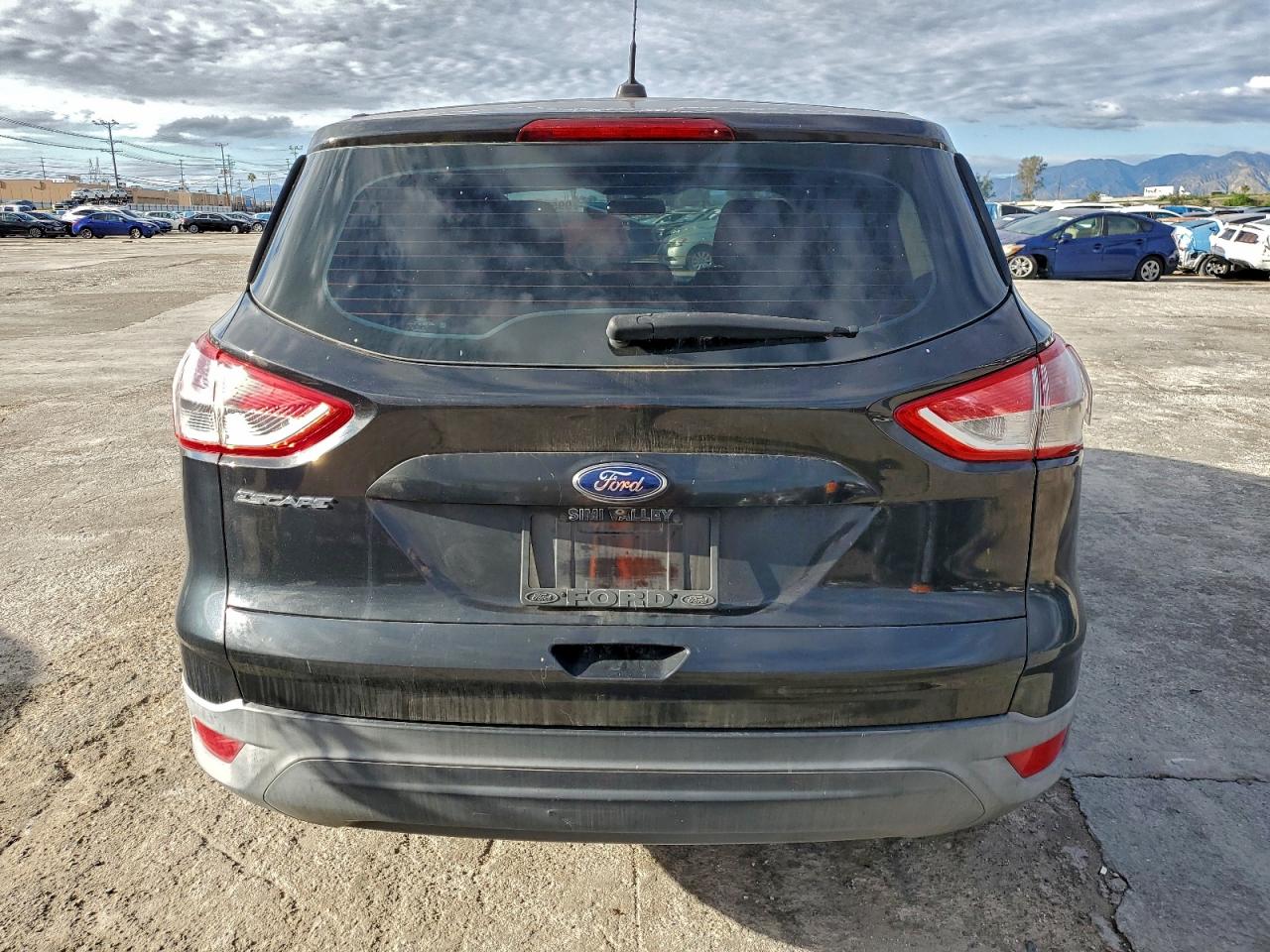 Ford Escape S Image 7