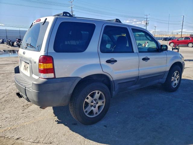 Ford Escape Xlt Image 4