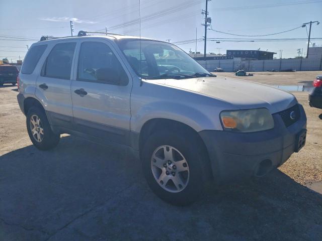 Ford Escape Xlt Image 3