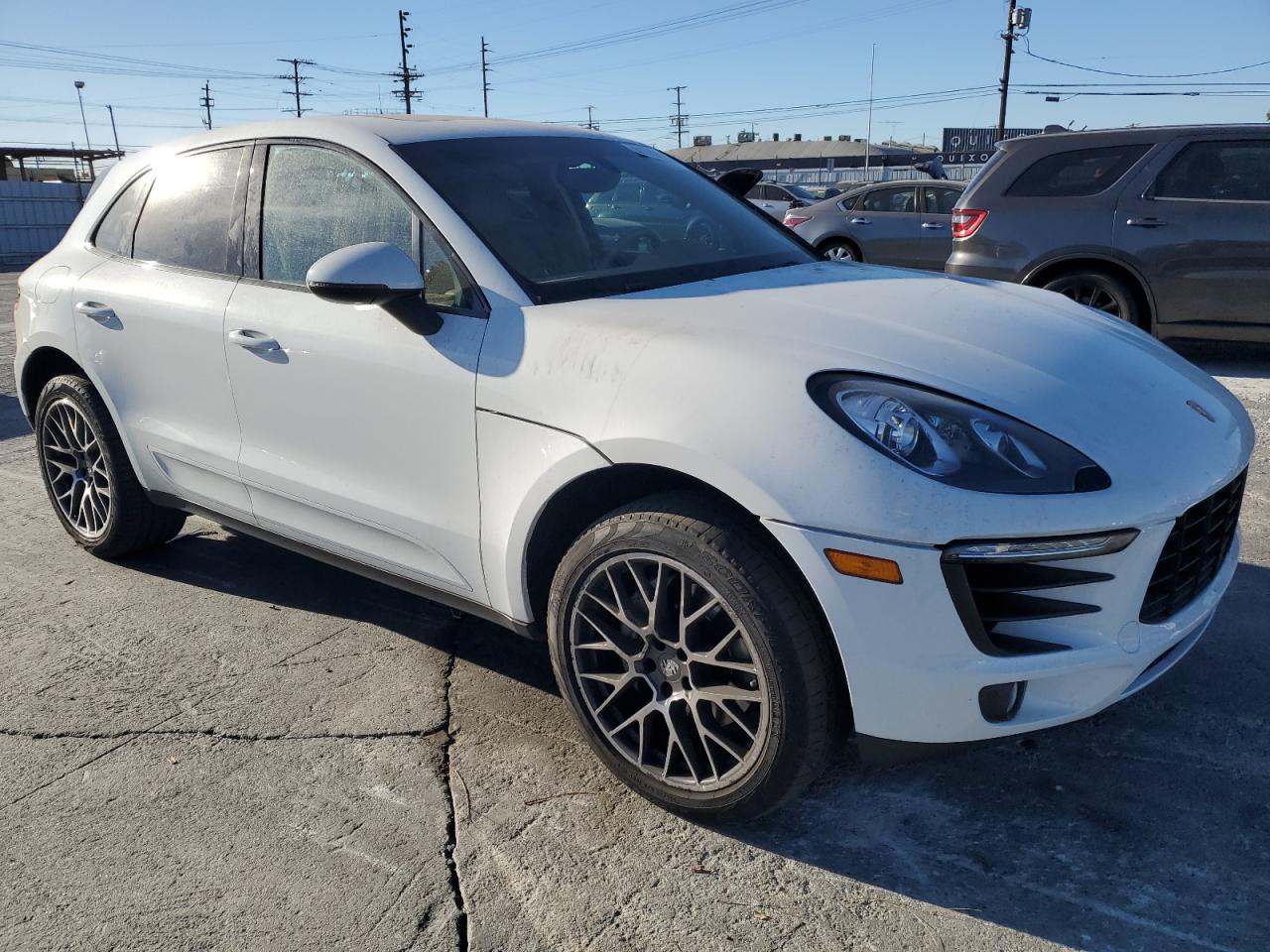 Porsche Macan S Image 3