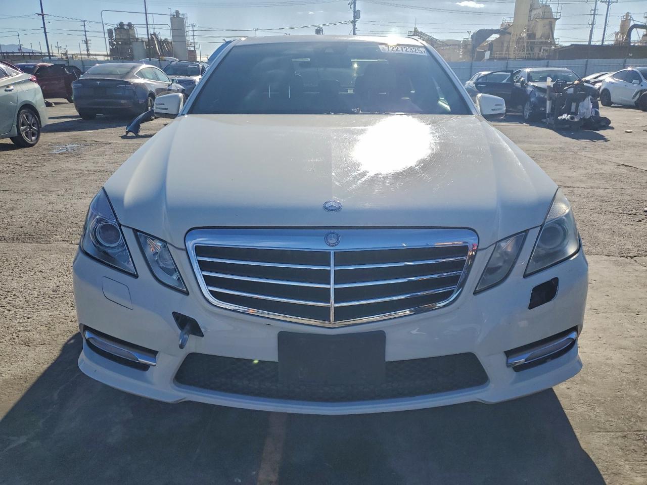 Mercedes-Benz E-Class 350 Image 5