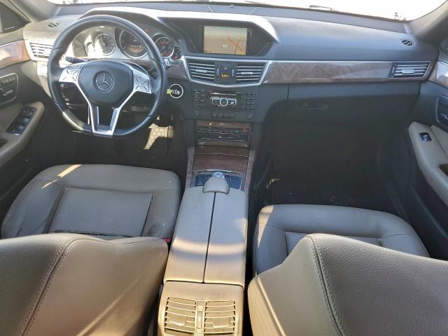 Mercedes-Benz E-Class 350 Image 9