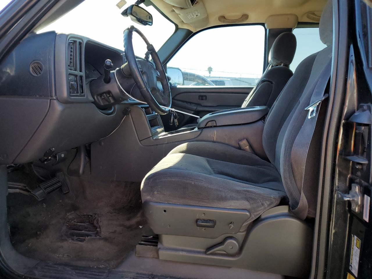 GMC Sierra C1500 Image 4