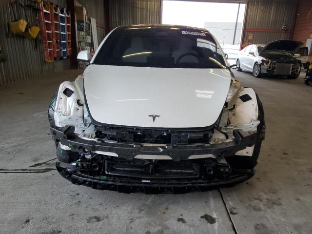 Tesla Model 3 Image 7